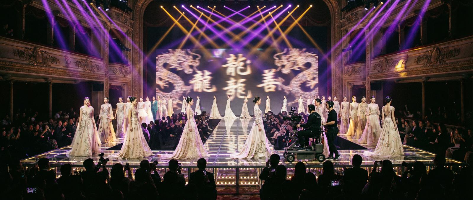 免费看片红毯走秀传媒全景